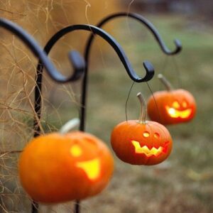 Jack o lantern aisle decor Halloween wedding