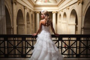 Top Wedding Dress Fitting Tips